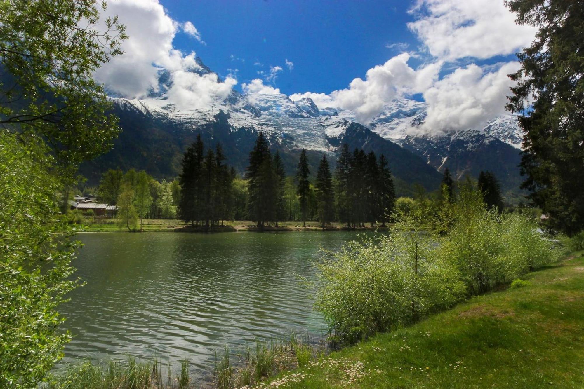 Les Capucins - Calm - Mont-Blanc - Lake Gaillland Chamonix Exterior photo