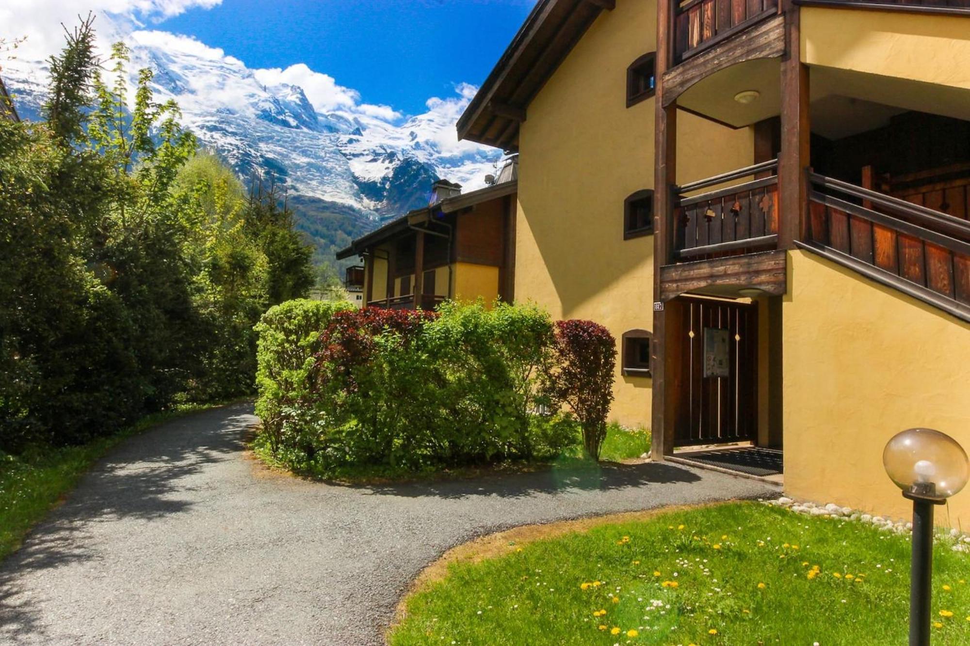 Les Capucins - Calm - Mont-Blanc - Lake Gaillland Chamonix Exterior photo